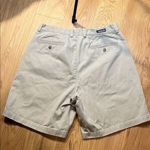Patagonia Men's Light Beige Flat-Front Chino Shorts size 36